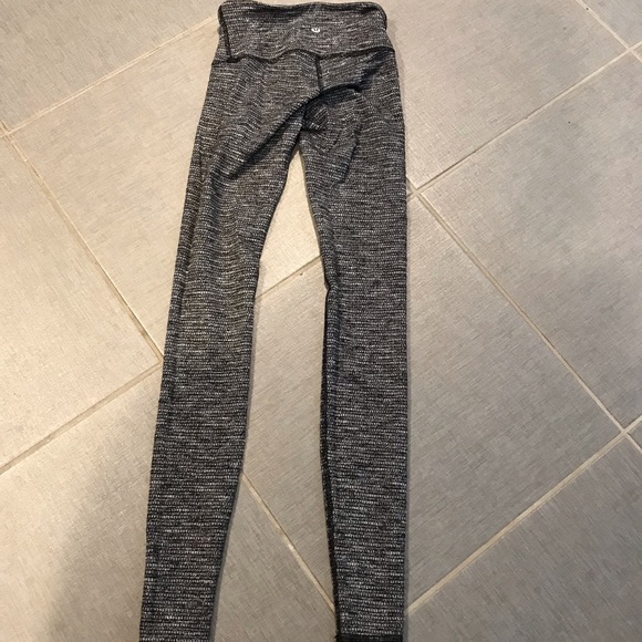 lululemon athletica Pants - Lululemon full length leggings(Sz2)